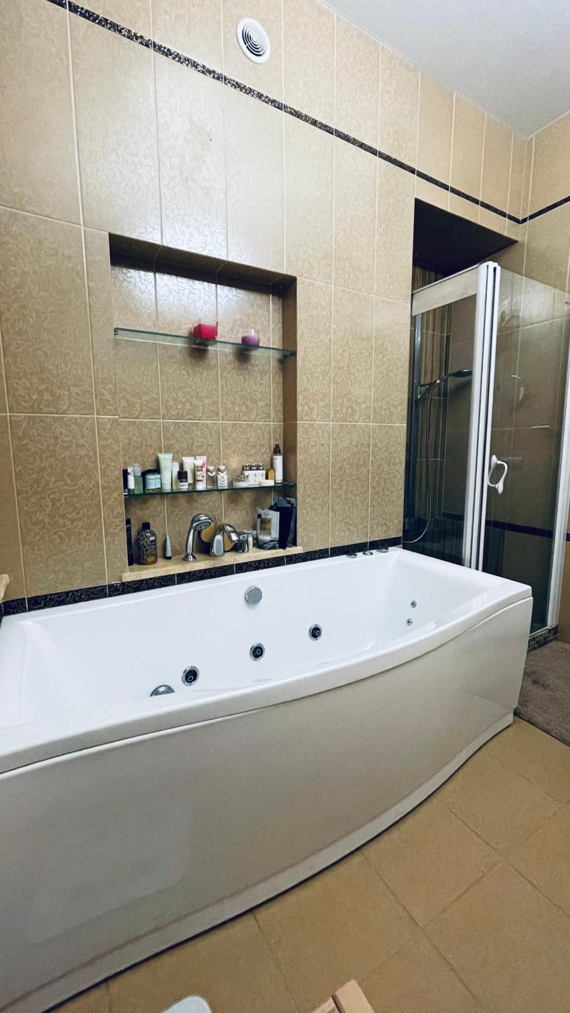 Luxury Design Apartments In The Center Of Kiev Kyiv Exterior foto